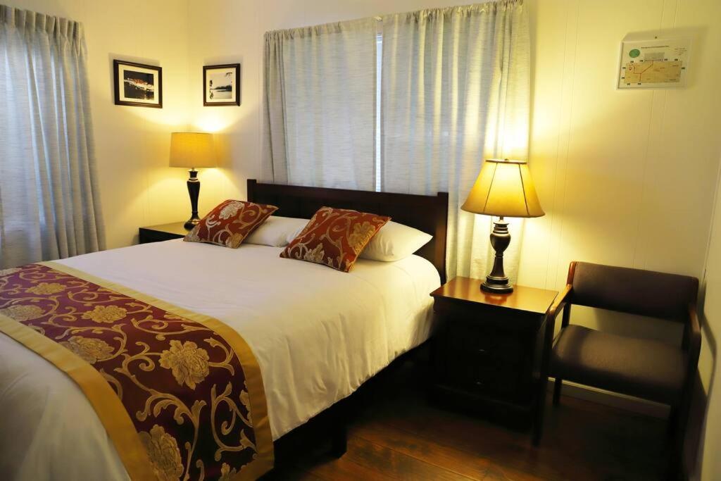 Green Cabin in Midpines - Image 7