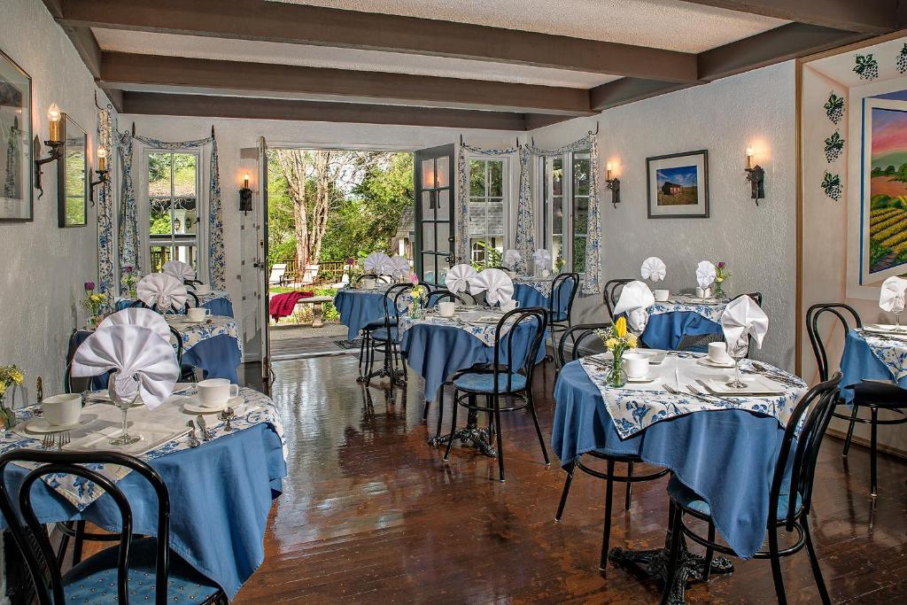 Candlelight Inn Napa Valley - Image 8