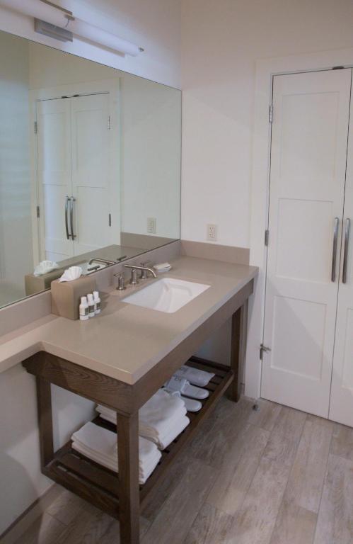 SENZA Hotel - Image 7