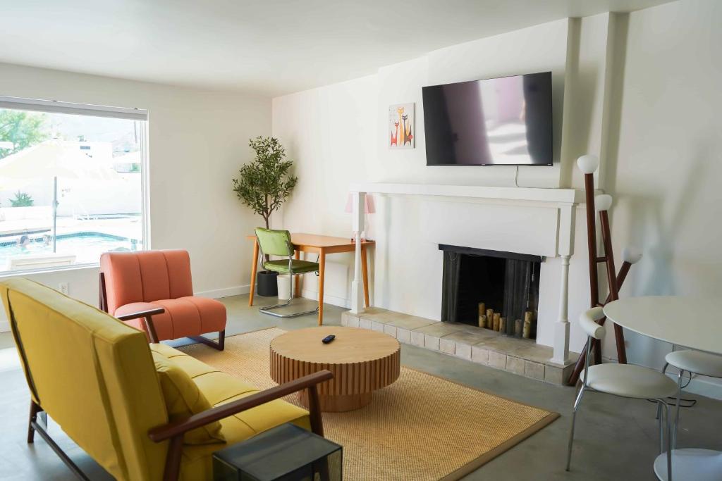 The Cactai - Image 6