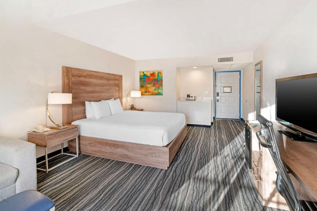 Best Western Posada Royale Hotel & Suites - Image 8