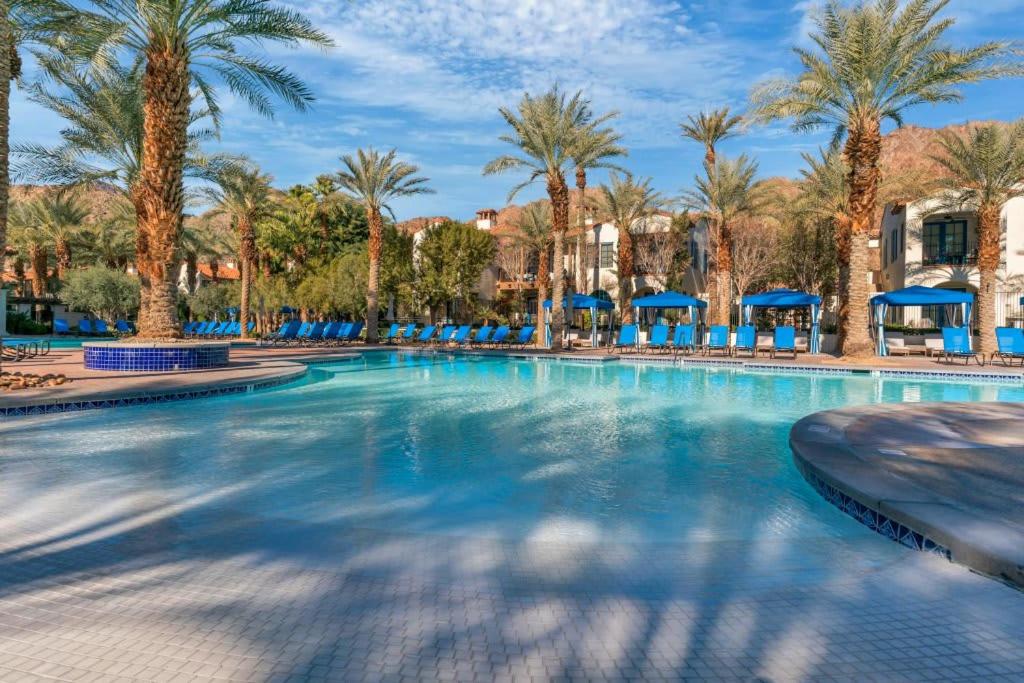 Hot Tub (Jacuzzi) - Photo 3