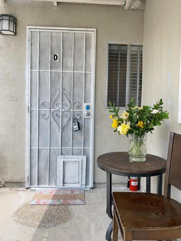 private & Quiet unit D Bed & bath - Image 6