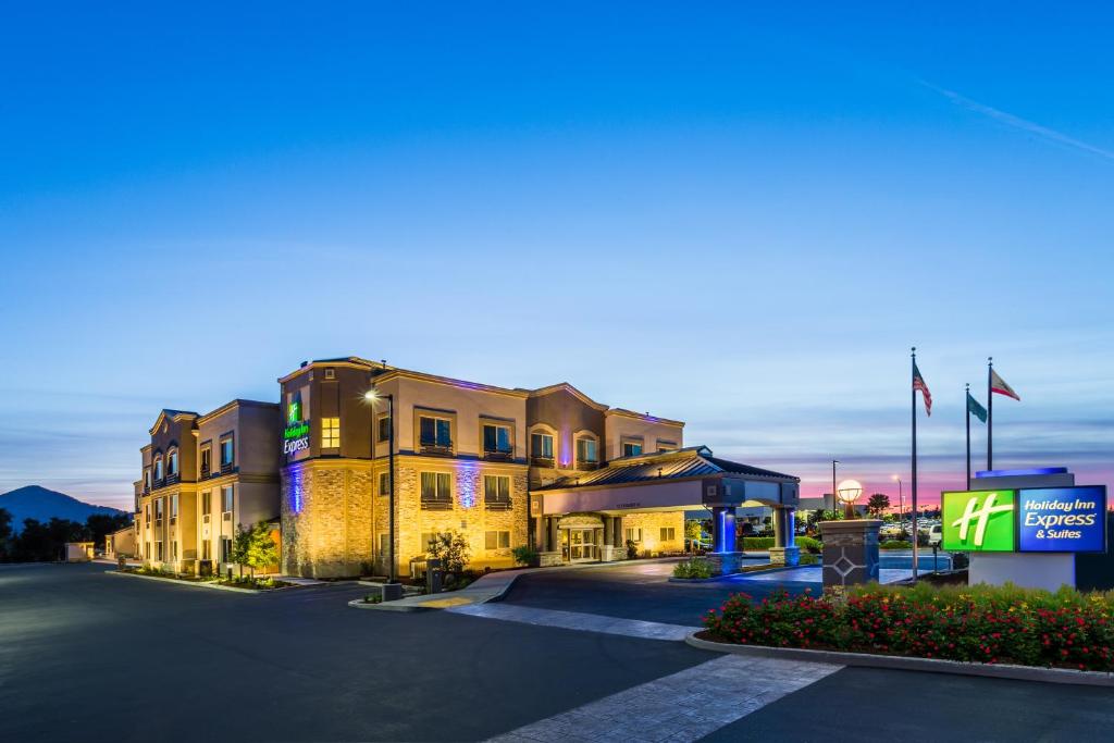 Holiday Inn Express Hotel & Suites San Jose-Morgan Hill by IHG - Image 6