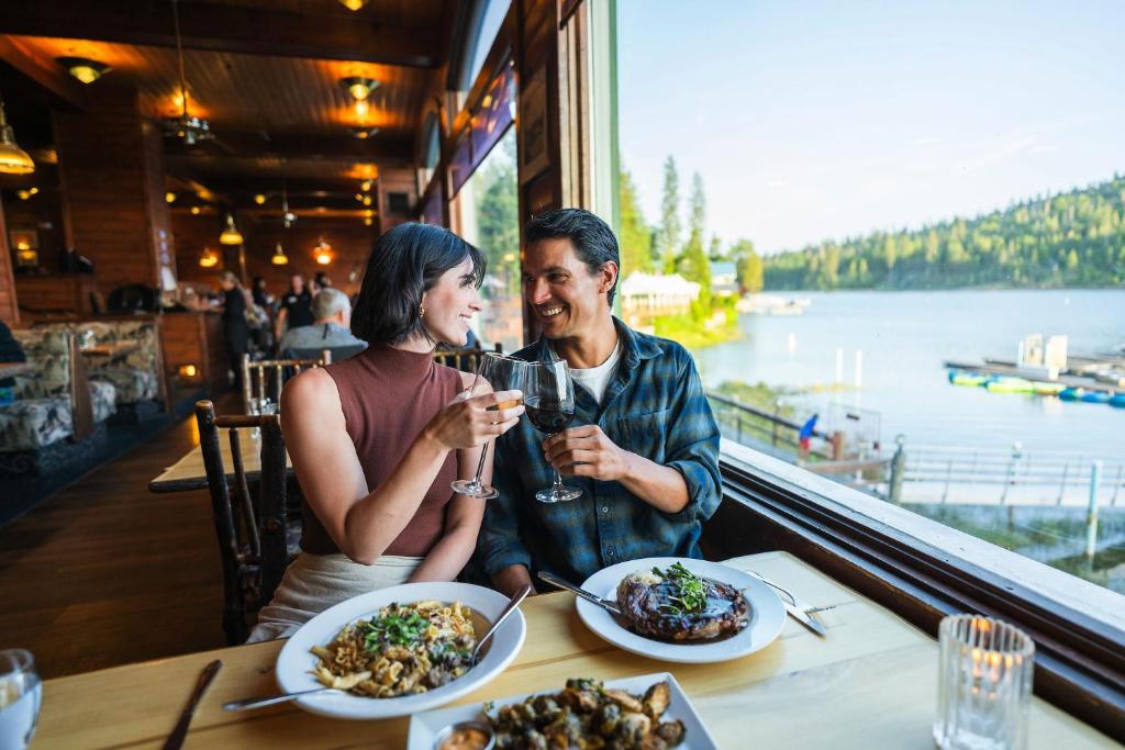 The Pines Resort & Conference Center - Image 7