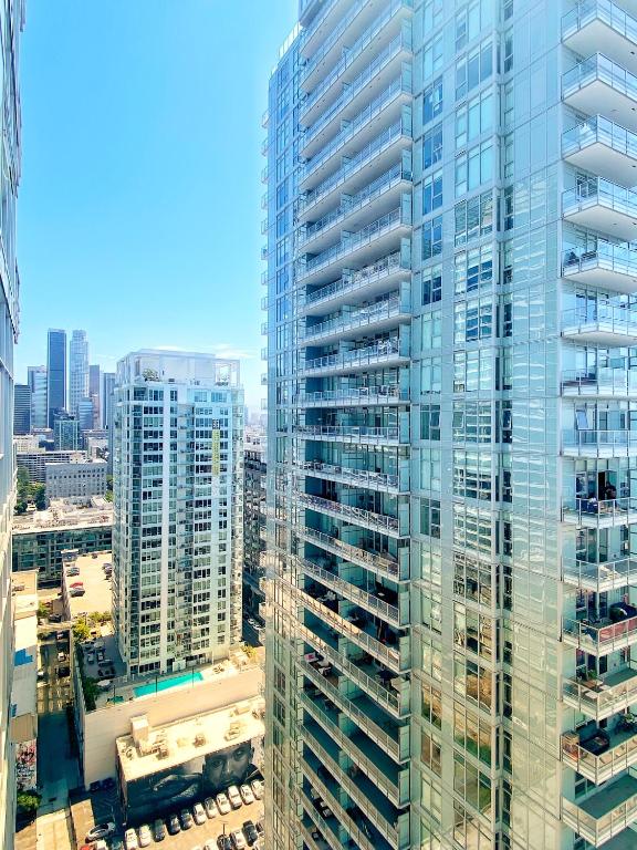 Elegant Luxury 1 Bedroom studio in Downtown LA - Image 7