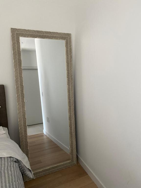 Elegant Luxury 1 Bedroom studio in Downtown LA - Image 8