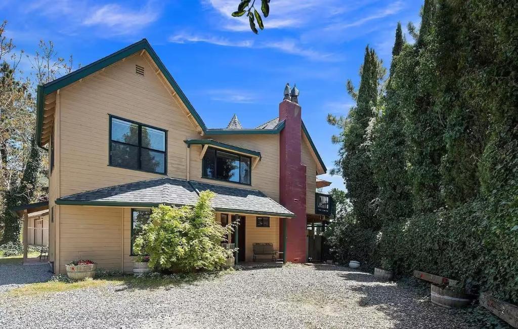 Eaglenest Inn with Pool & SPA - Image 7