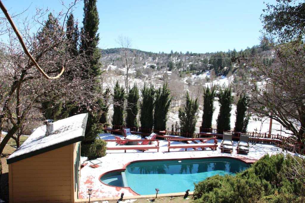 Hot Tub (Jacuzzi) - Photo 3