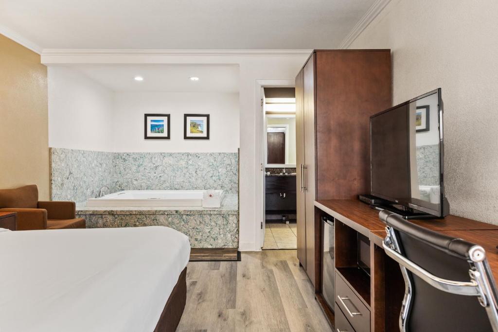 Comfort Inn Santa Cruz North