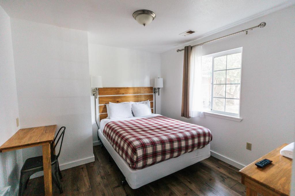 View Crest Lodge - Image 8