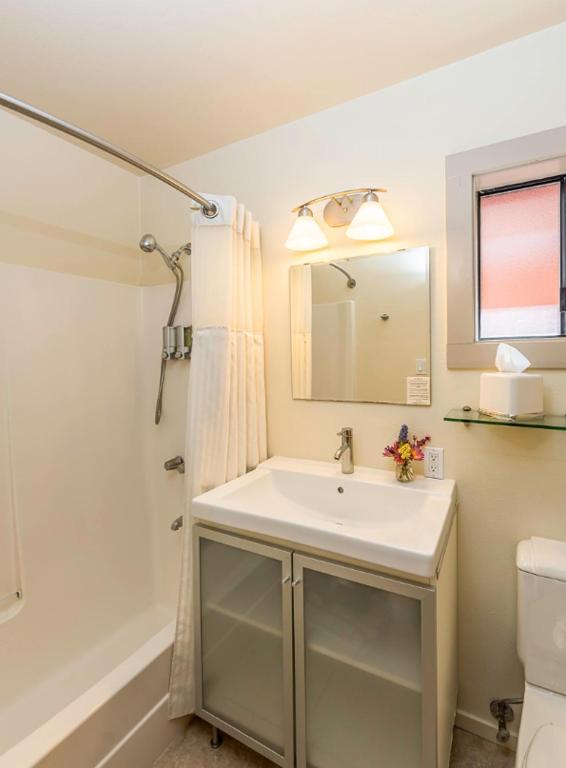 Cottages at Little River Cove - Image 8