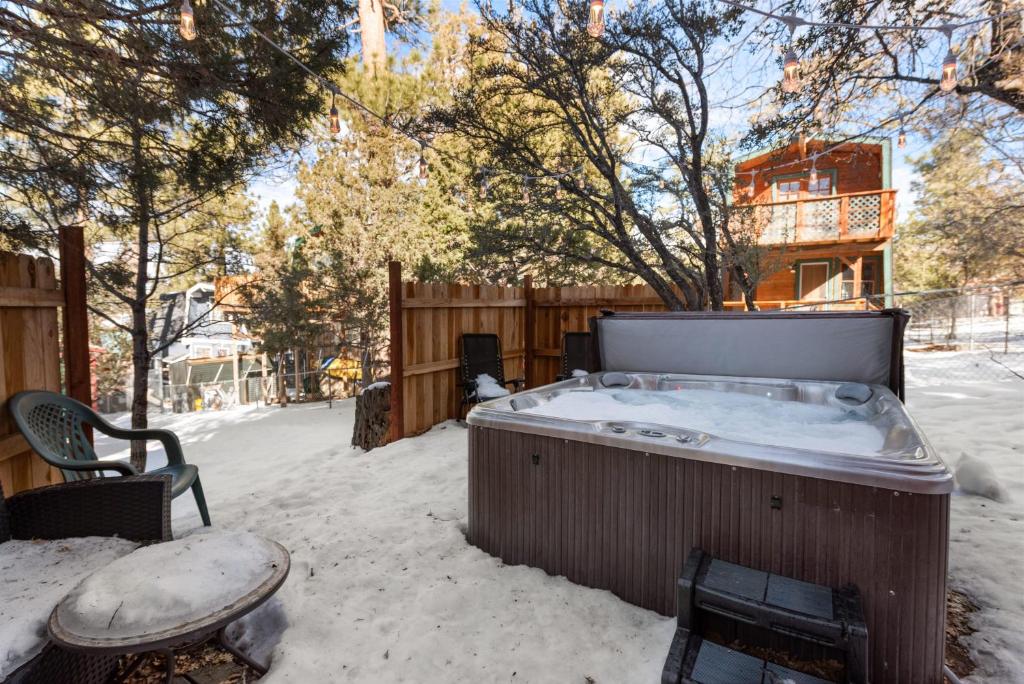 STARGAZER-Your Luxurious Cozy Affordable Getaway