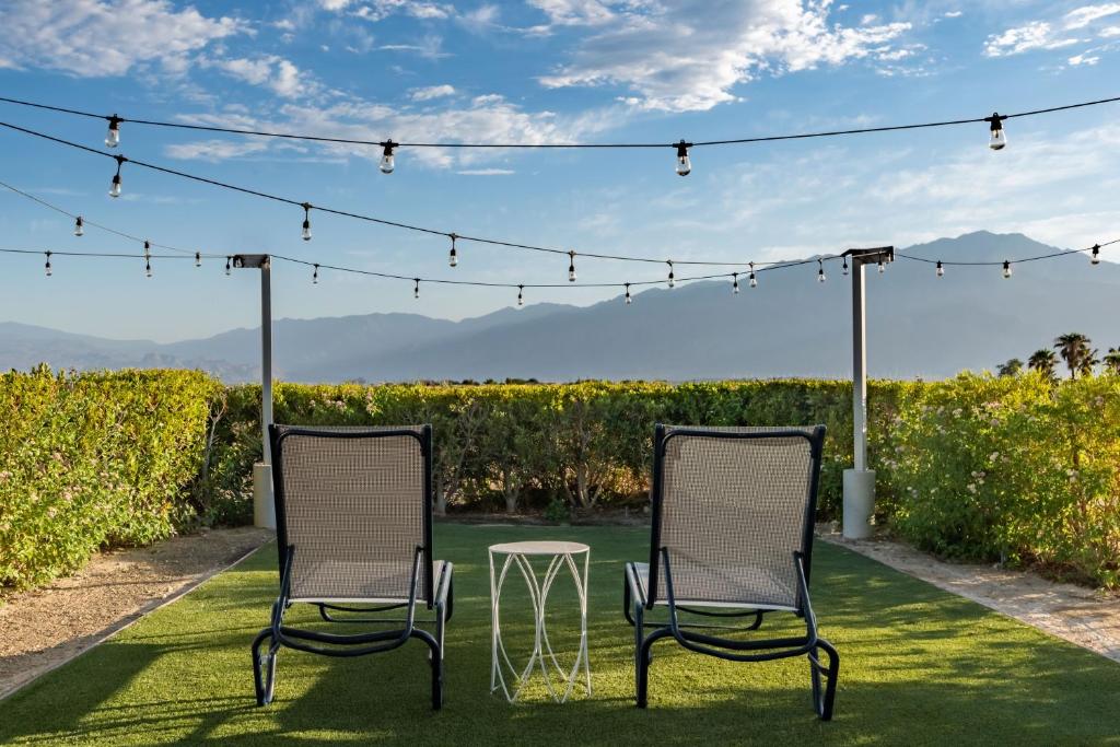 Desert Hot Springs Inn - Image 8