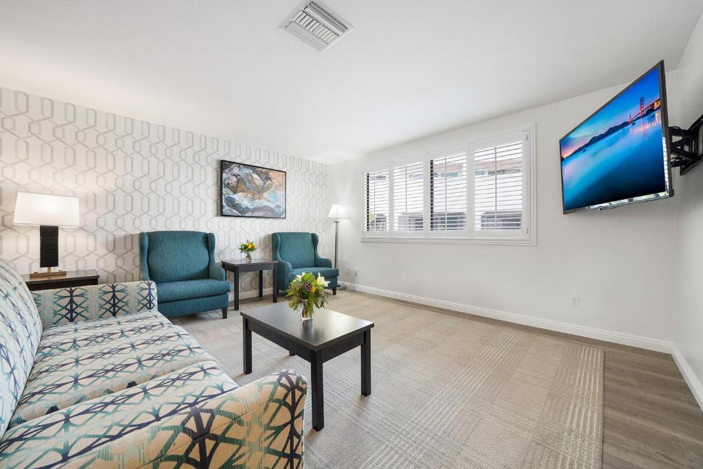 Casablanca Inn - Image 4