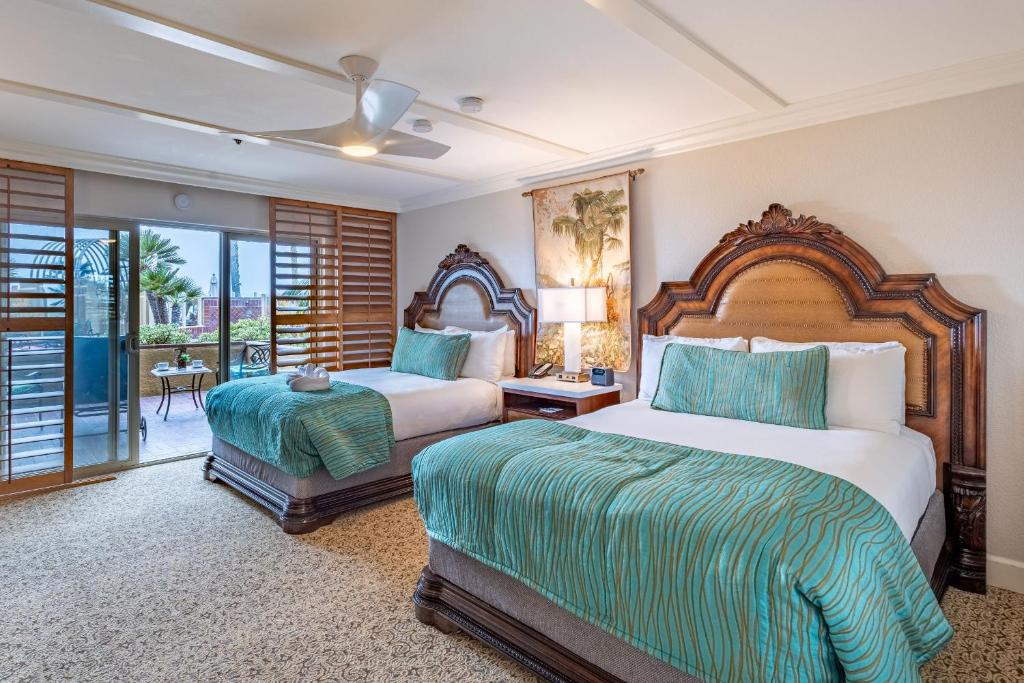 Pacific Terrace Hotel - Image 5