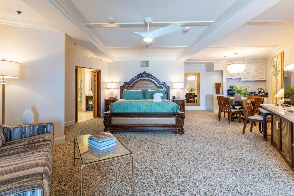 Pacific Terrace Hotel - Image 7