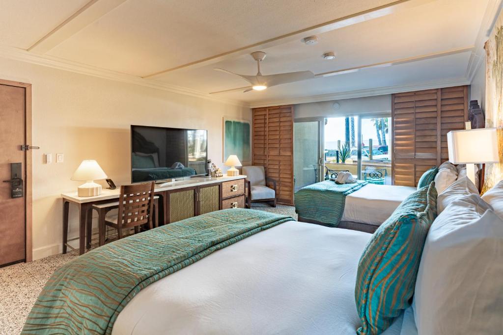 Pacific Terrace Hotel - Image 4