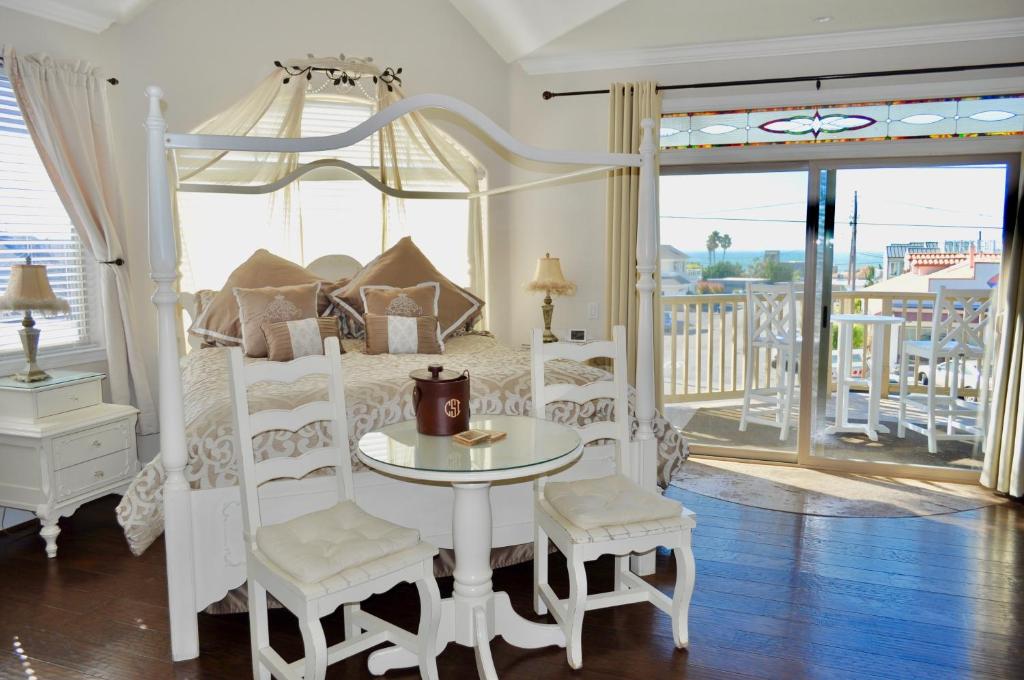 Cayucos Sunset Inn - Image 4