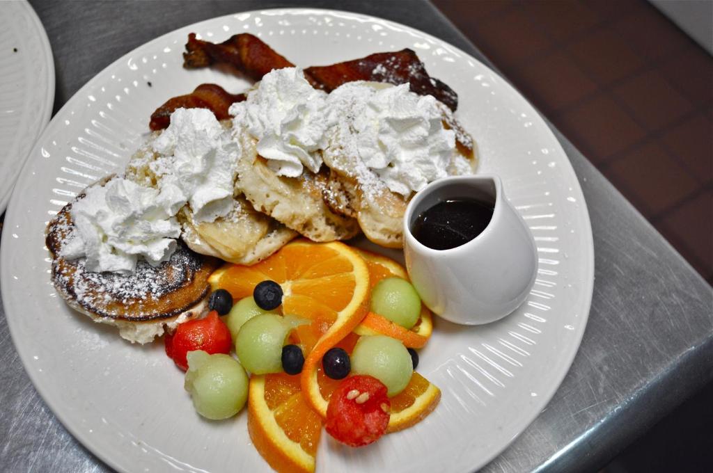 Cayucos Sunset Inn - Image 5