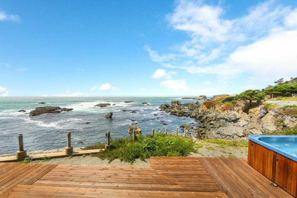 Hot Tub (Jacuzzi) - Photo 3