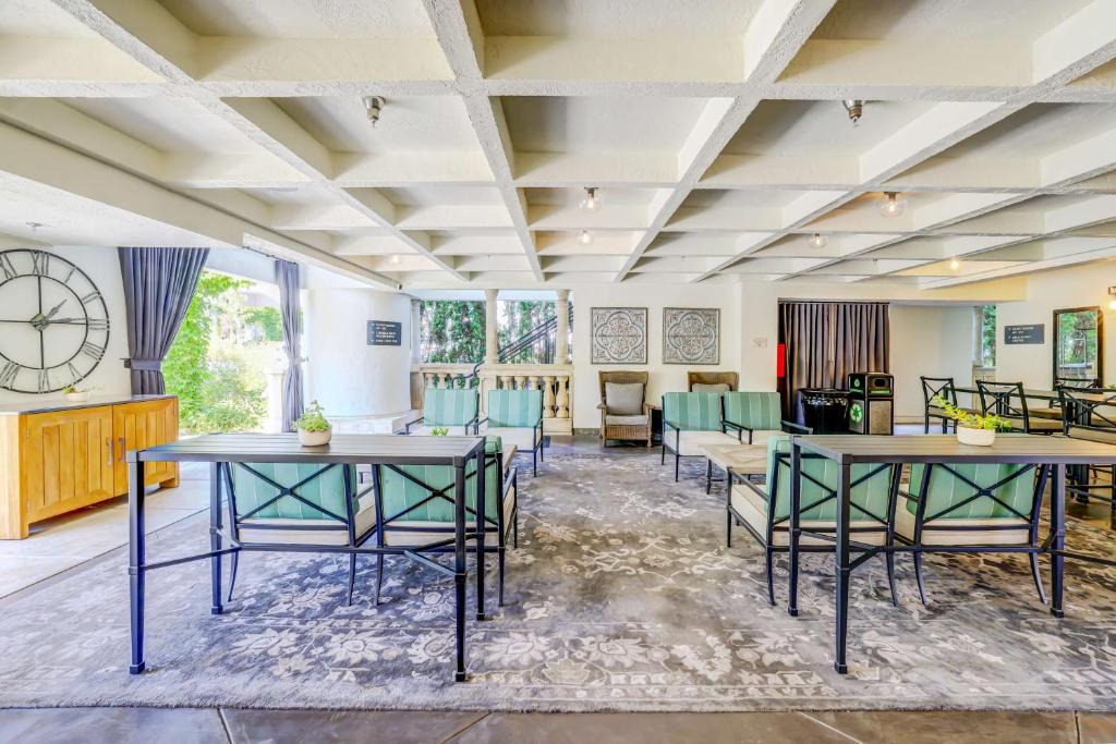 The Lodge at Healdsburg, Tapestry Collection by Hilton - Image 7