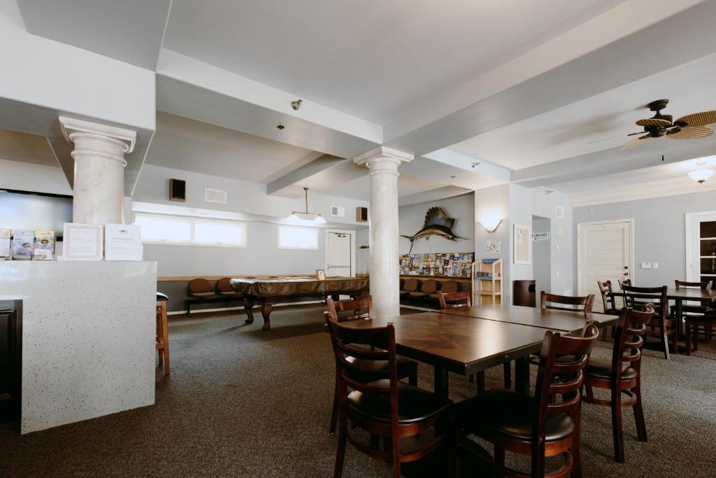 Tamarack Beach Hotel - Image 4