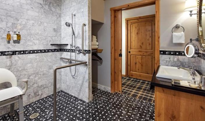 The Landing Resort and Spa - Image 6