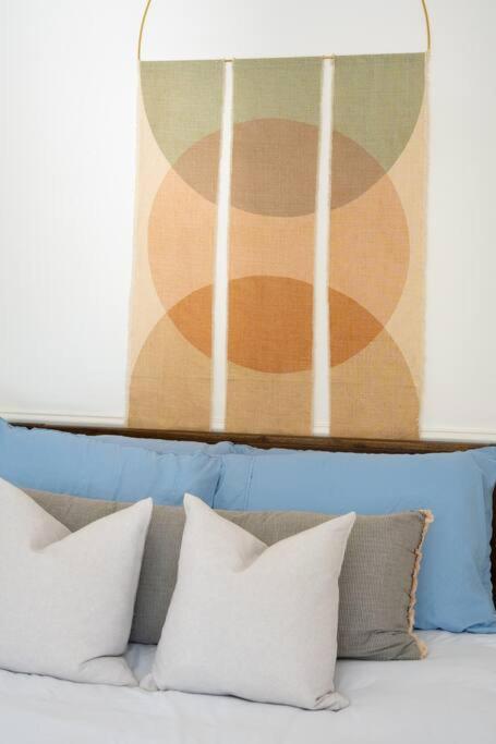 Wild Olive Lodge ° Serene grandma chíc getaway cabin - Image 5