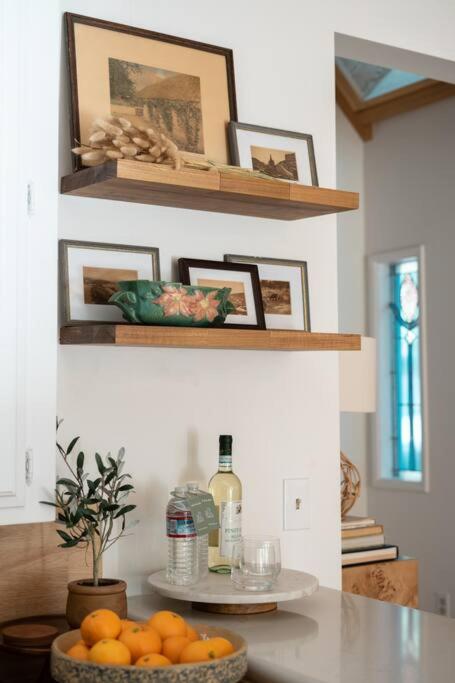 Wild Olive Lodge ° Serene grandma chíc getaway cabin - Image 7