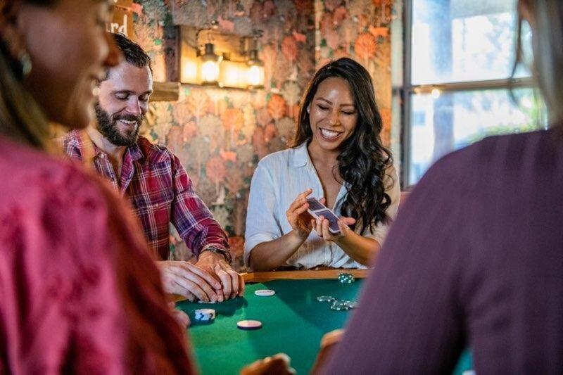 Hot Tub-Game Room-Nintendo Switch-BBQ - Image 7