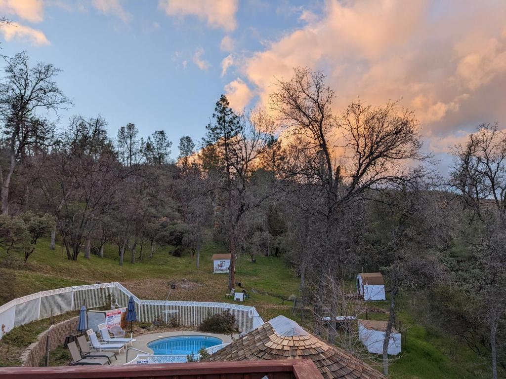 Hot Tub (Jacuzzi) - Photo 2