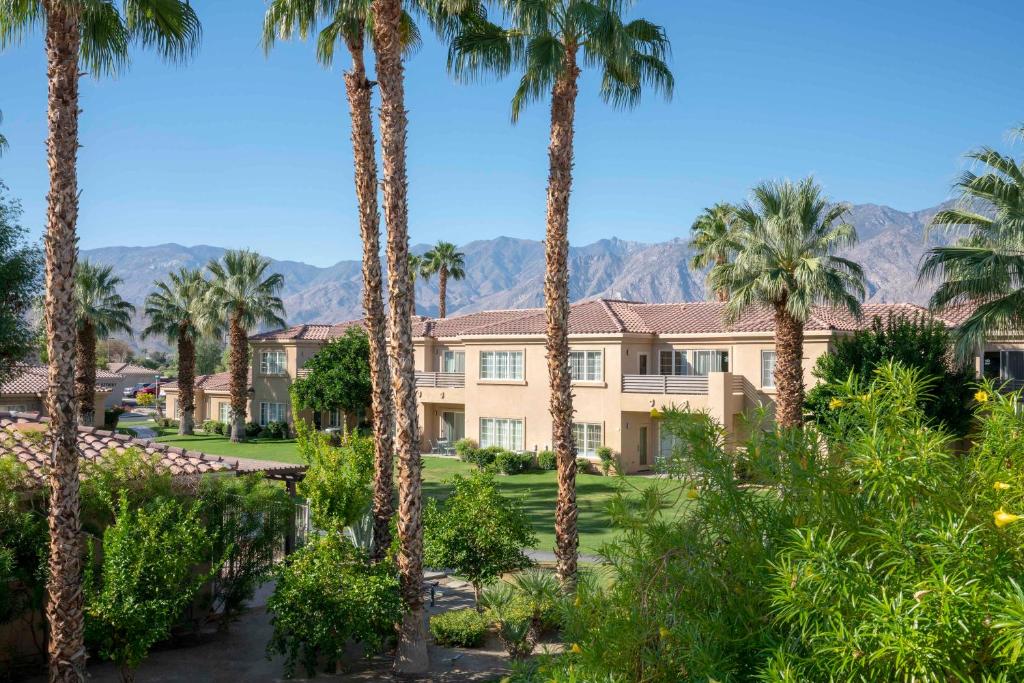 Raintree's Cimarron Golf Resort Palm Springs - Image 6