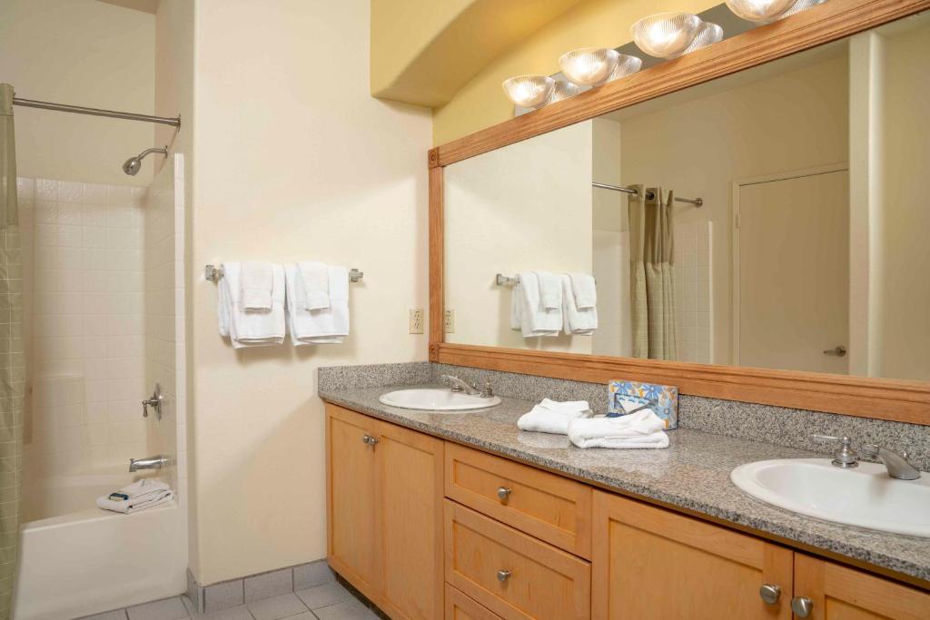 Hot Tub (Jacuzzi) - Photo 5