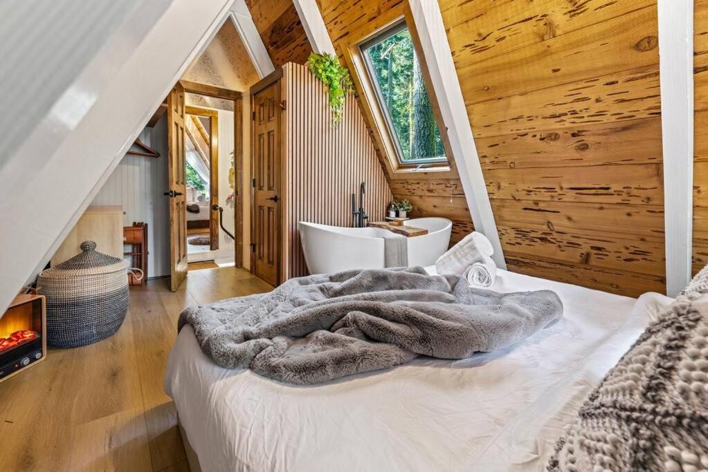 The Sugar Pine Speakeasy