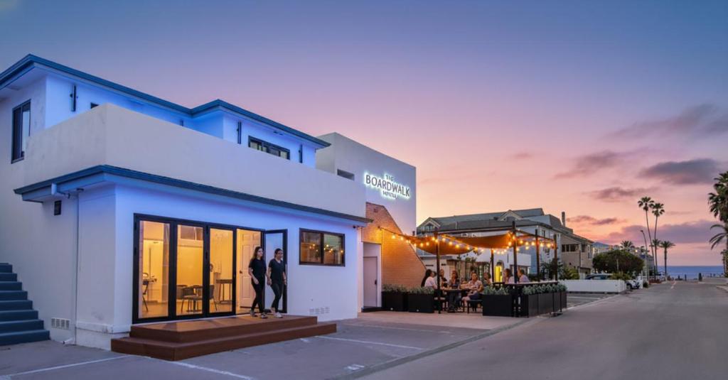 The Boardwalk Hotel - Image 5