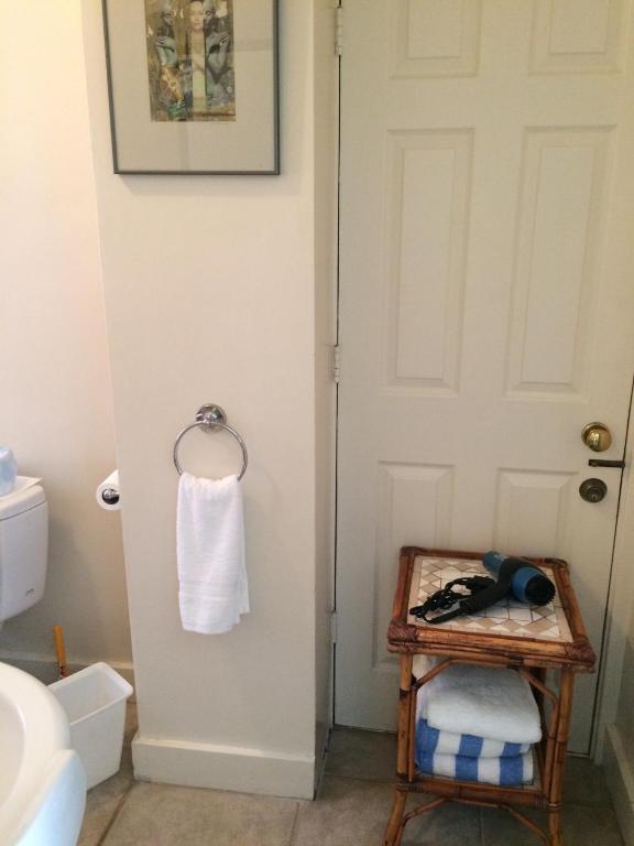 Hot Tub (Jacuzzi) - Photo 2