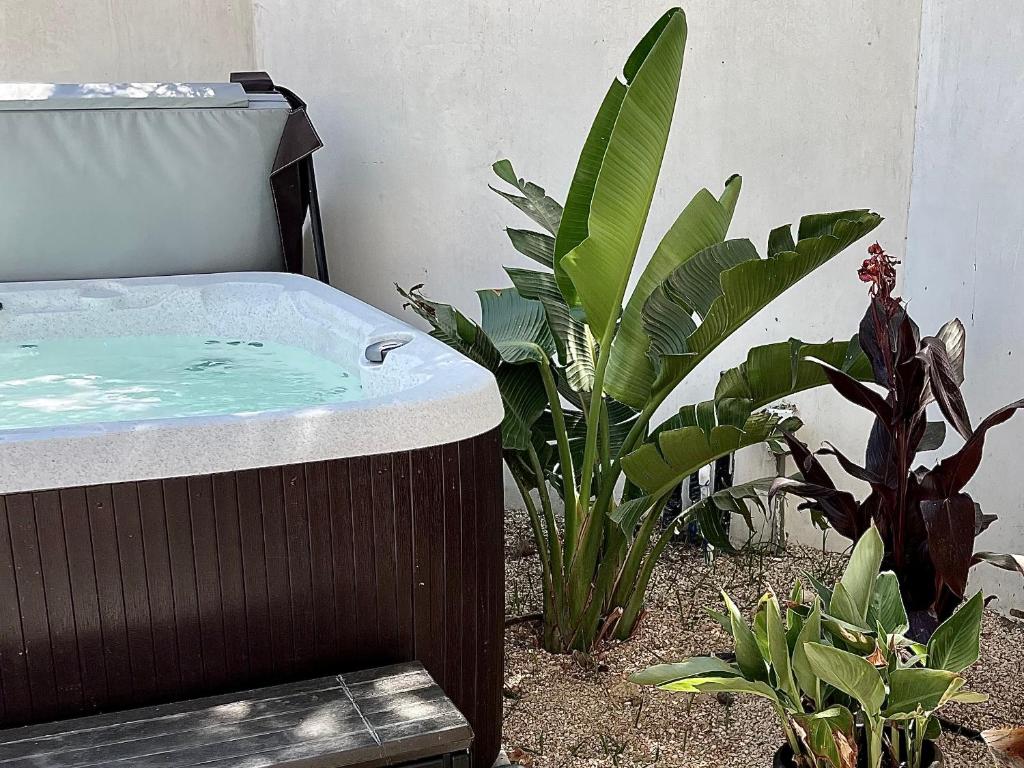 Yara Hotel - Adults Only