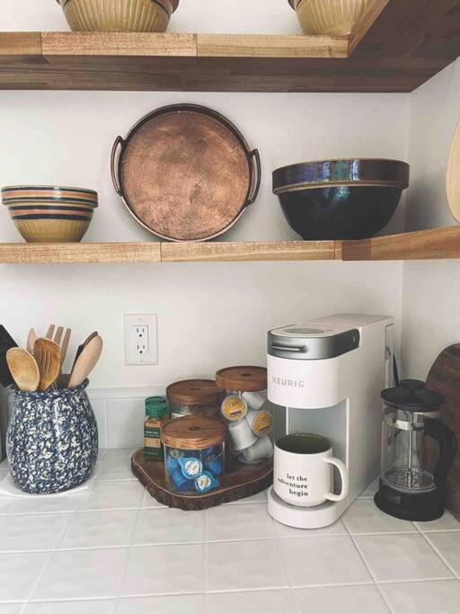 @wild_olive_den ~ Serene Weekend Getaway Cabin - Image 8