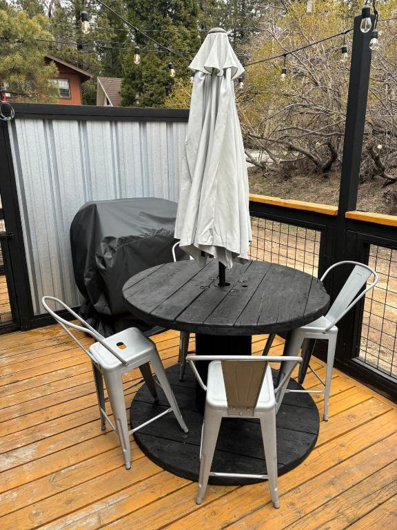 Hot Tub (Jacuzzi) - Photo 3