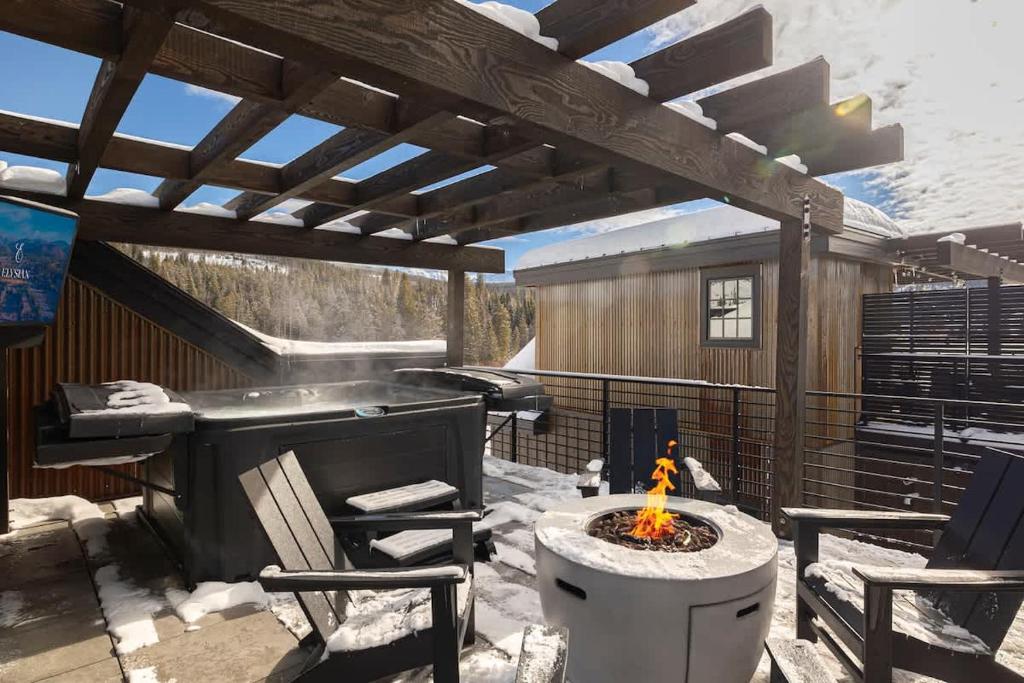 Hot Tub (Jacuzzi) - Photo 9