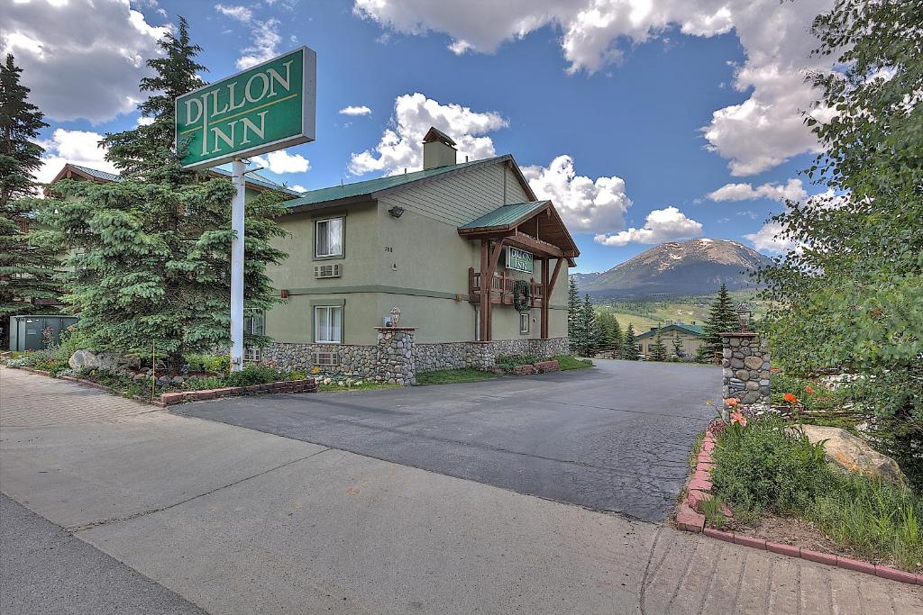 Dillon Inn - Image 7