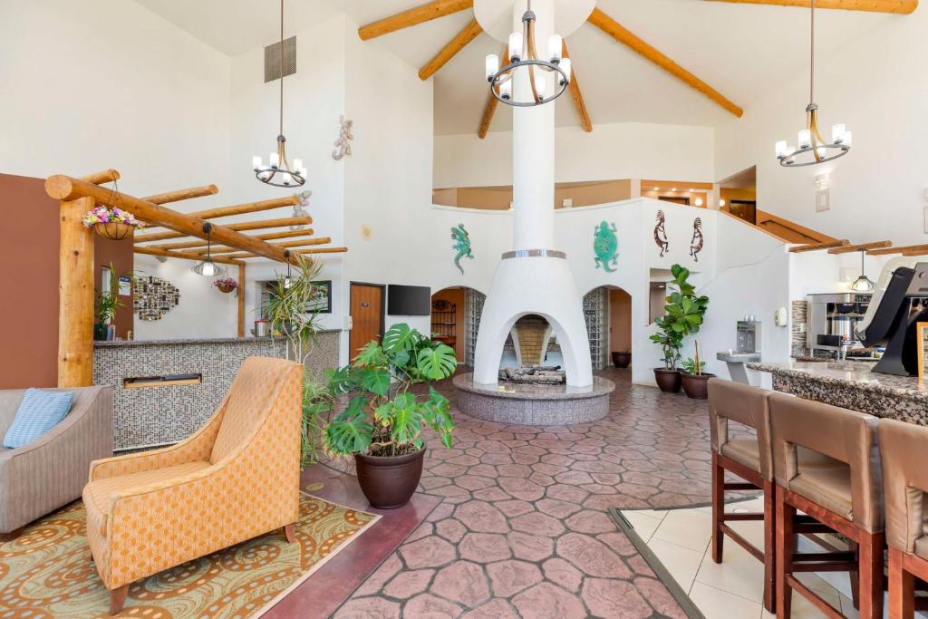 Best Western Kiva Inn - Image 5