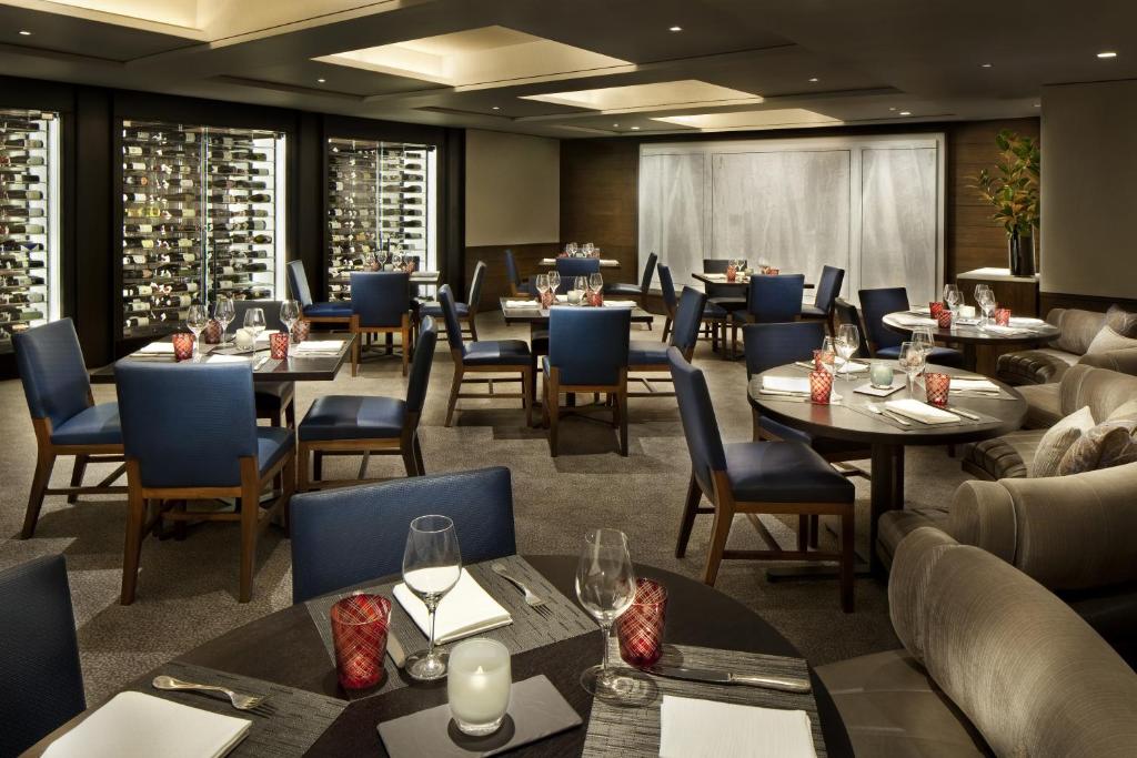 The Little Nell - Image 4