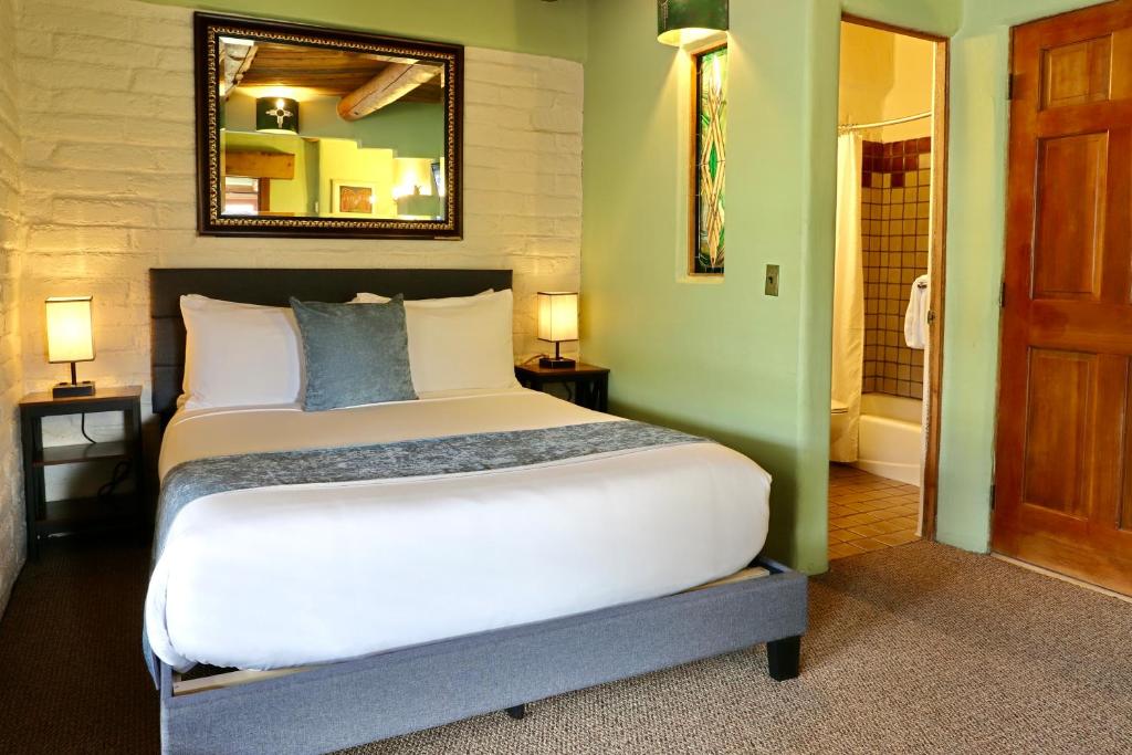 Hot Tub (Jacuzzi) - Photo 9