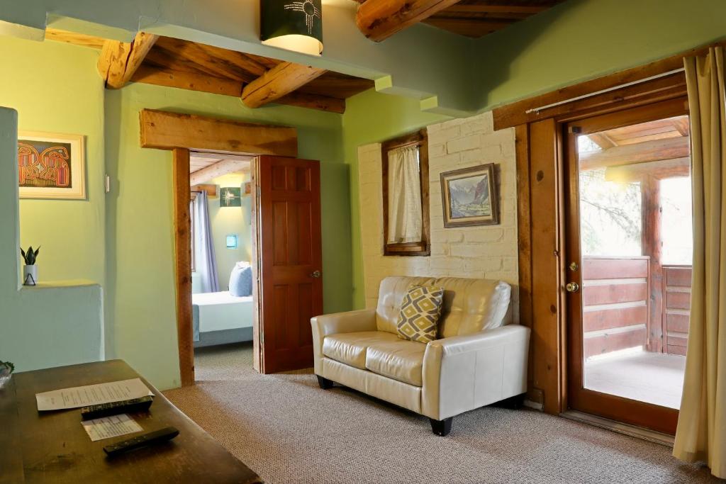 Chipeta Lodge - Image 7