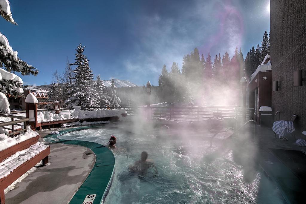 Hot Tub (Jacuzzi) - Photo 8