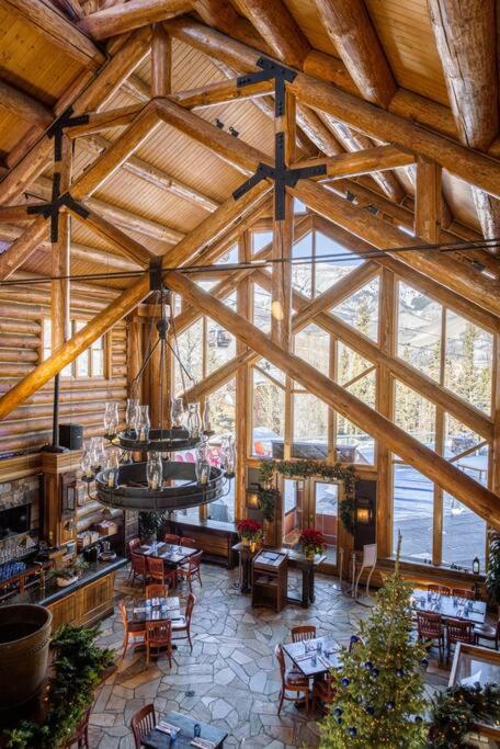 Blue Collar Boutique: Affordable Adventure - Image 4