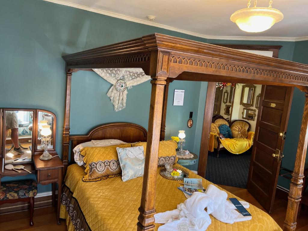 The Abriendo Inn - Image 8