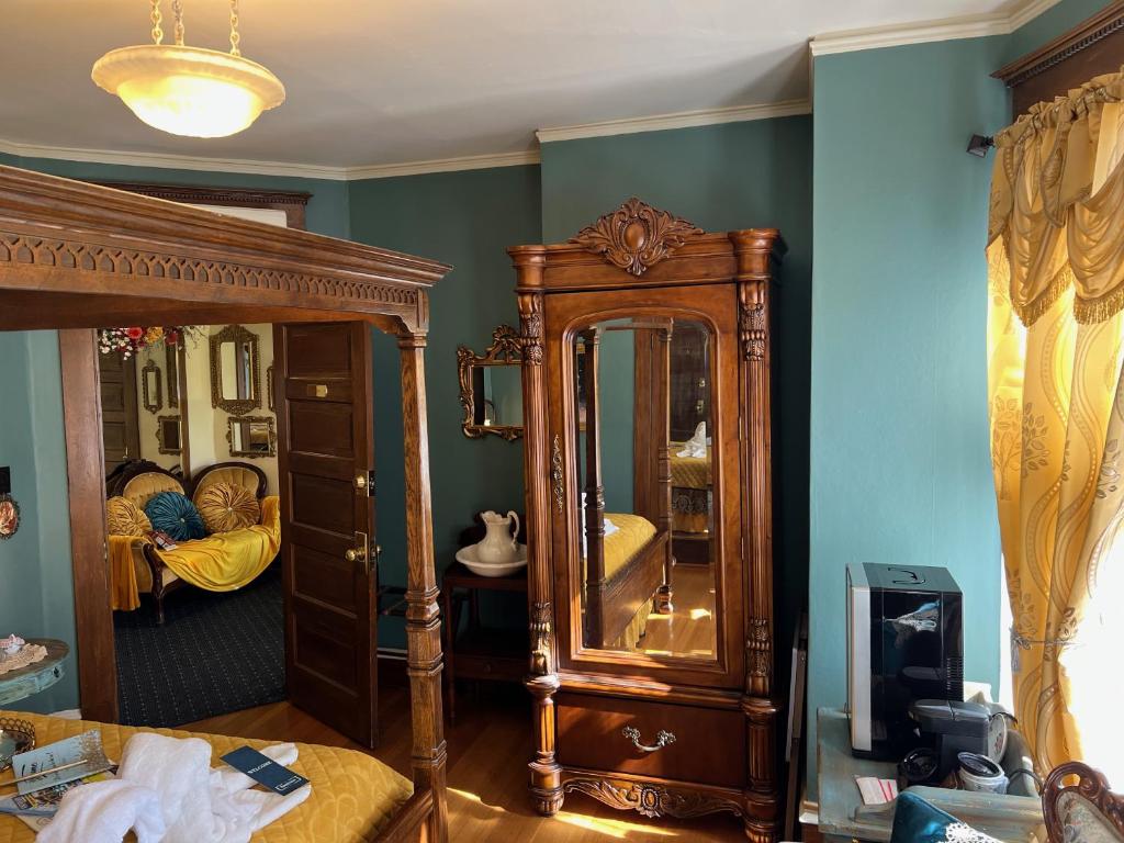 The Abriendo Inn - Image 7